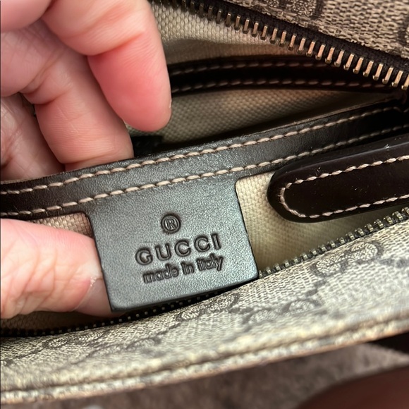 1940Gucci Brown Crossbody Bag - Picture 11 of 14